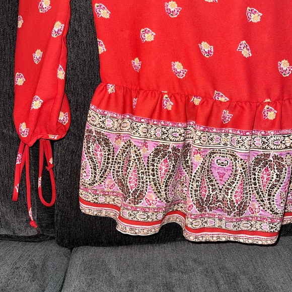 NWT Sienna Sky Top | Open Shoulders - Picture 12 of 13